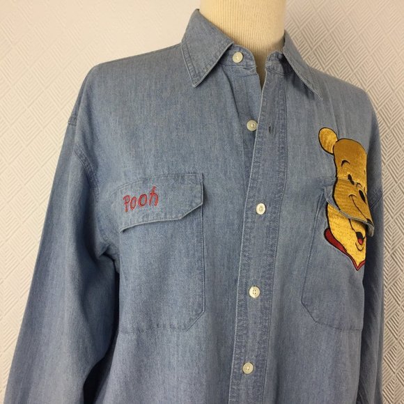Disney Catalog Womens Top Blouse Winnie the Pooh Pocket Denim Cotton Size Medium - Picture 2 of 9